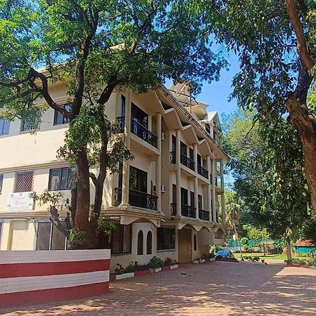 Jewel Resort Lonavala Eksteriør bilde