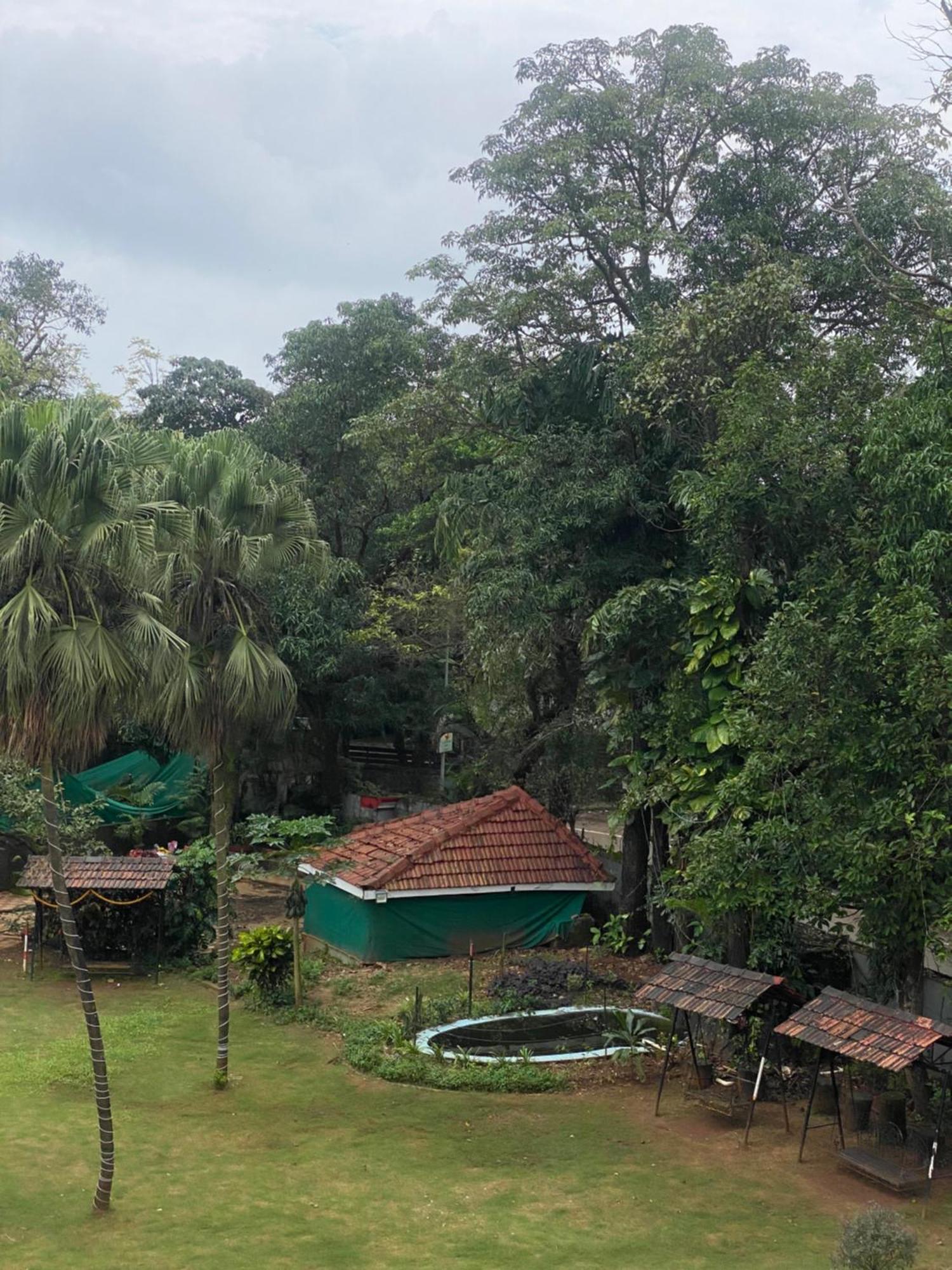 Jewel Resort Lonavala Eksteriør bilde