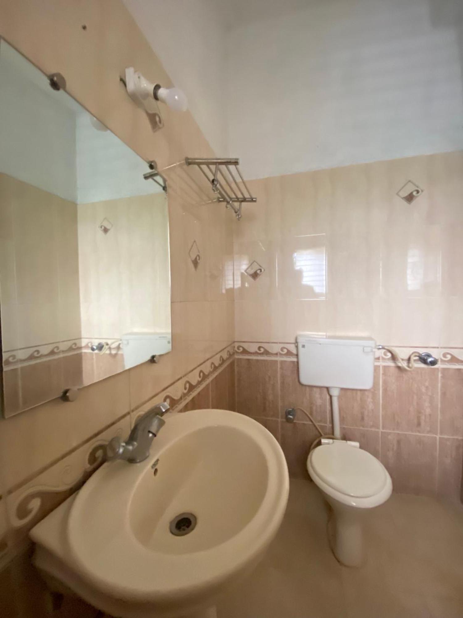 Jewel Resort Lonavala Eksteriør bilde